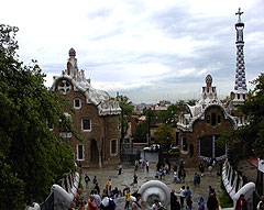 guell02w.jpg